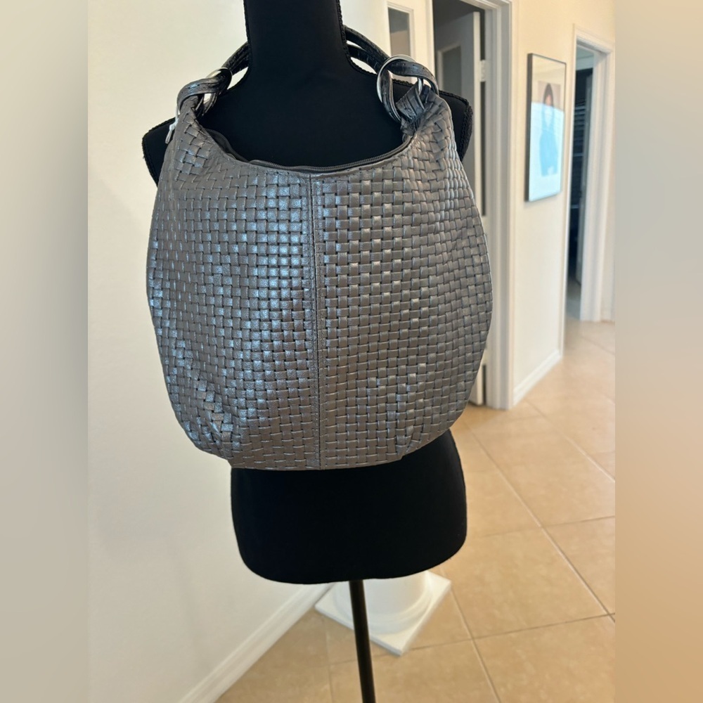 Elegant Leather Pewter Woven Shoulder Bag